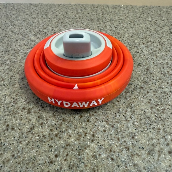 Limited Design Hydaway Water Bottle - Picture 6 of 9